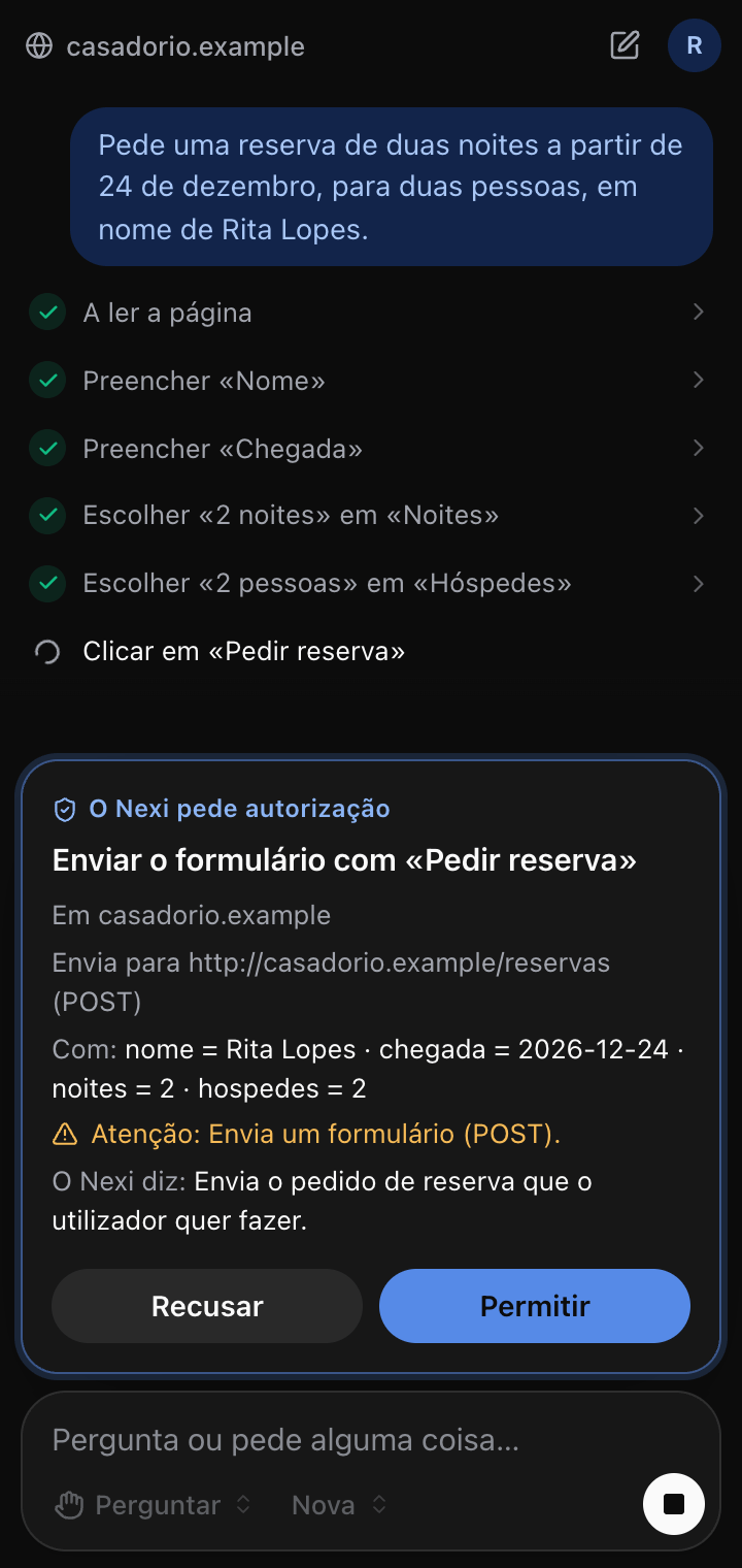 O painel do Nexi no Chrome. Por baixo do pedido, os passos já dados: ler a página, preencher o nome e a chegada, escolher as noites e os hóspedes. Um cartão pede autorização para enviar o formulário e mostra para onde vai e com que dados, com os botões Recusar e Permitir.